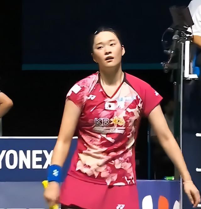 尼亚童年足 尼亚童年足